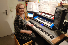 Sabine am Klavier